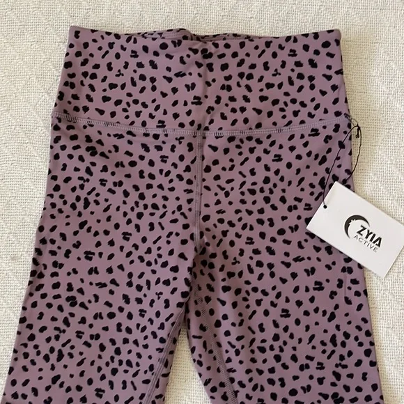 Zyia Lilac Jaguar Fit n Free Hi-rise 7/8 24" - Picture 9 of 16